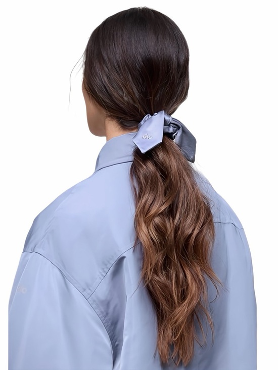 ALO Yoga Accessories - Alo Yoga Winter Frost Blue Scrunchie NWT Limited Edition